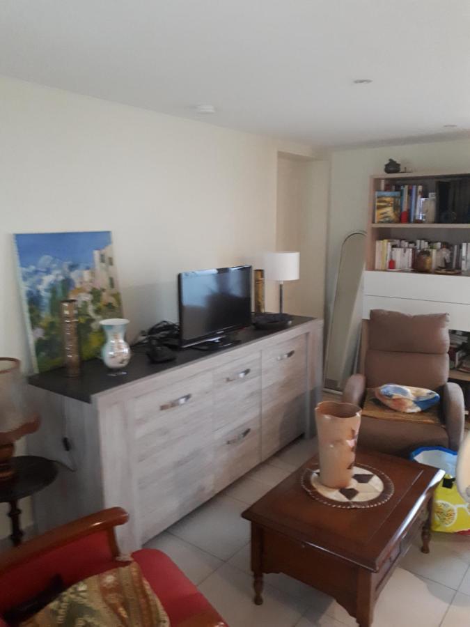 Les Ecureuils Bourguignons Apartamento Montchanin Exterior foto