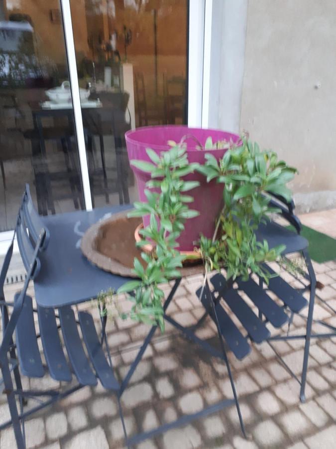 Les Ecureuils Bourguignons Apartamento Montchanin Exterior foto